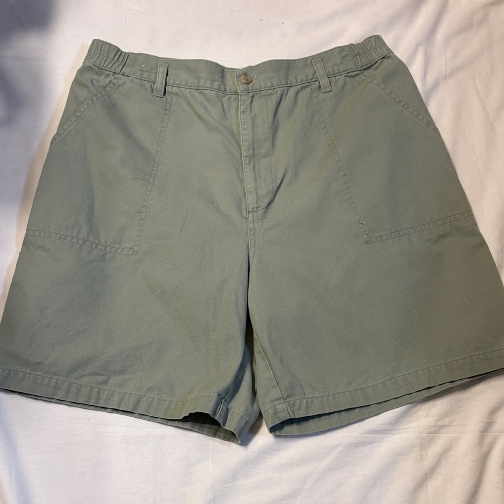 Northern Reflections Sage Green Women's Shorts SZ 11/12 100% Cotton
